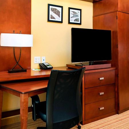 Courtyard By Marriott Miami Хомстед Экстерьер фото